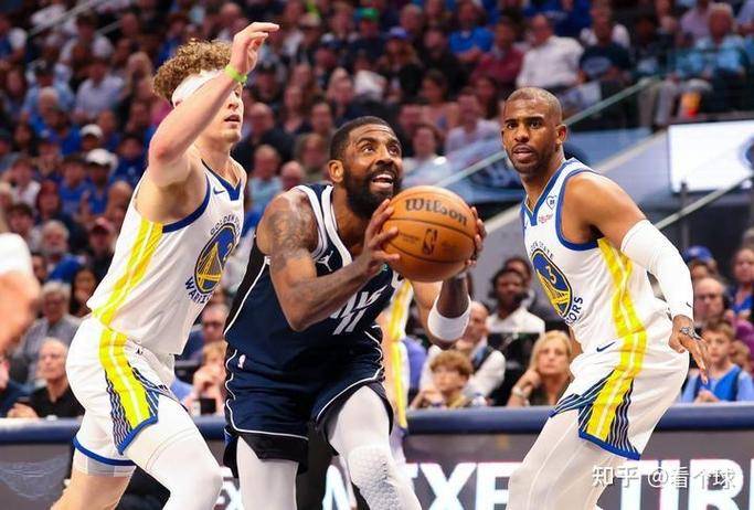 独行侠横扫公牛，库里统治全场的简单介绍