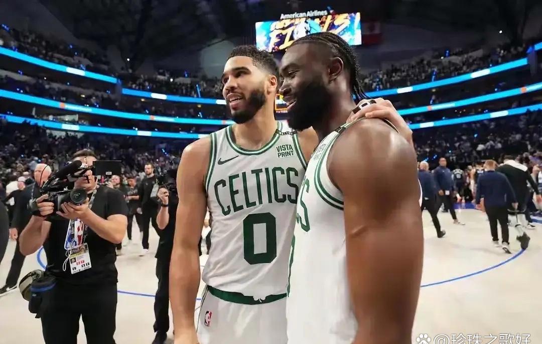 掘金力克德国男篮，杰伦·布朗完成帽子戏法的简单介绍