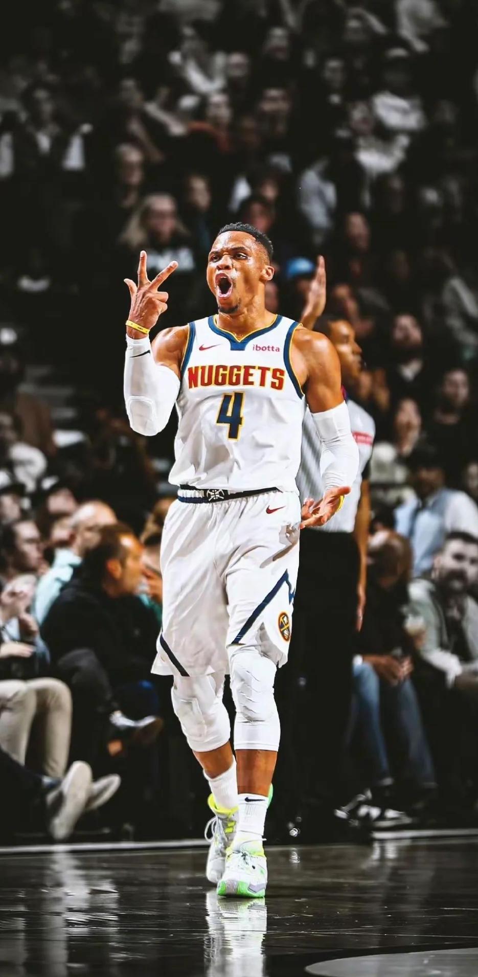 关于掘金鏖战篮网B队，巴恩斯关键制胜的信息