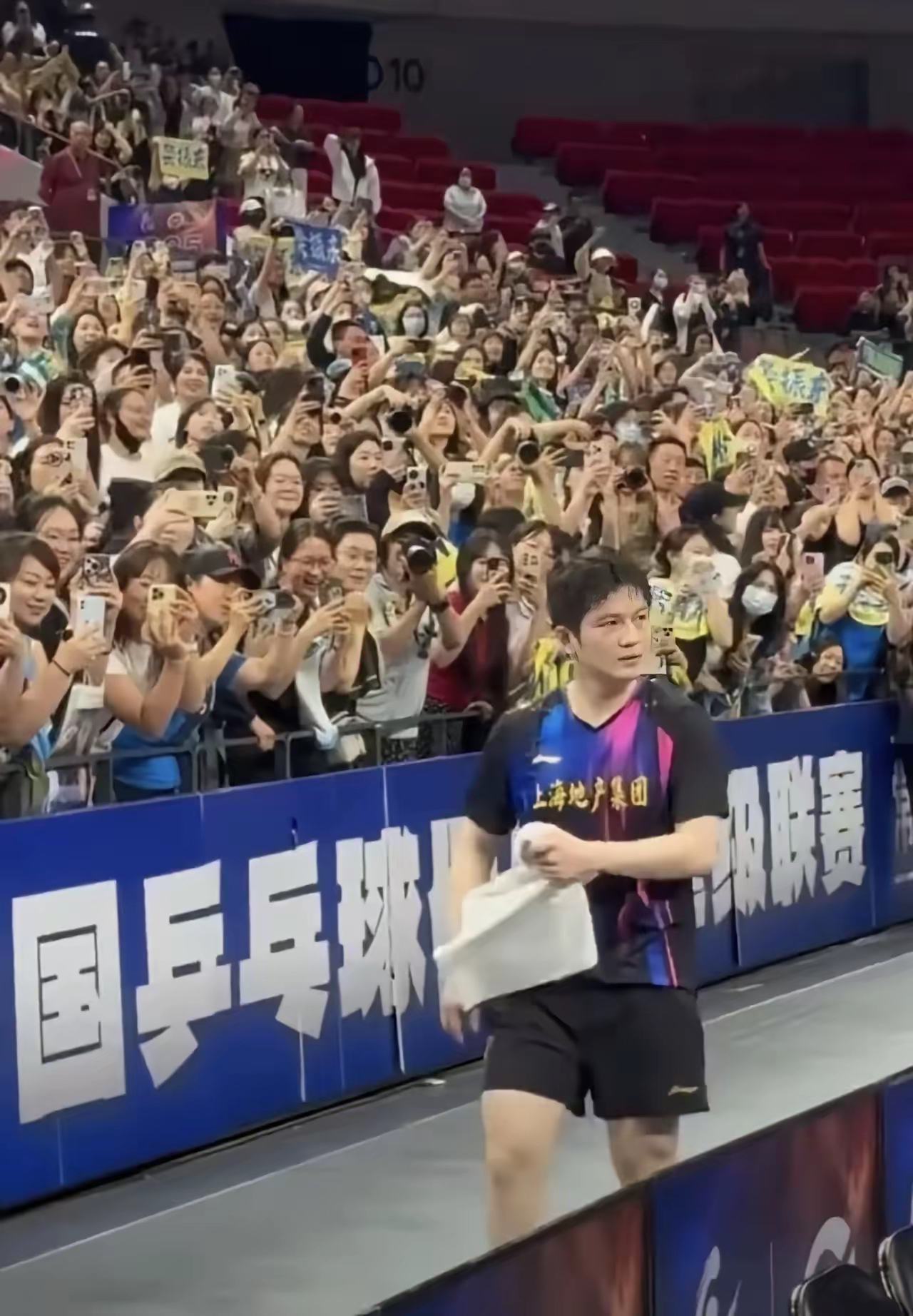 关于波兰乒乓球队翻盘奥地利乒乓球队，樊振东送出助攻的信息