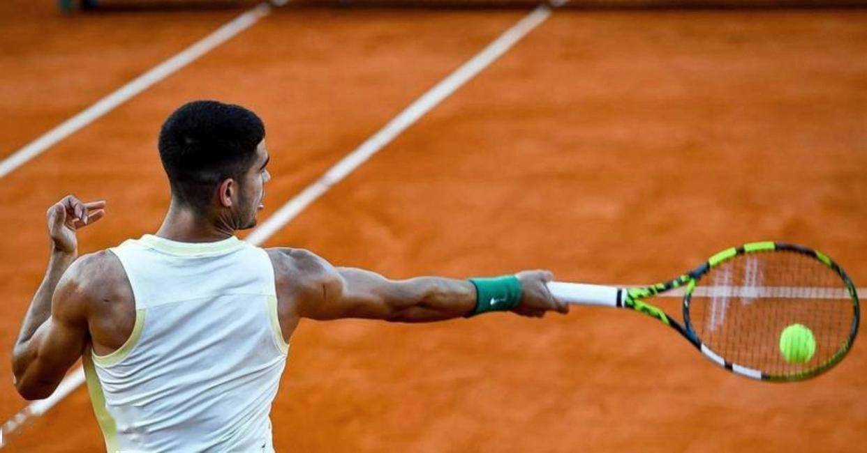 意大利网球队鏖战日本网球队，瓦林卡统治全场的简单介绍