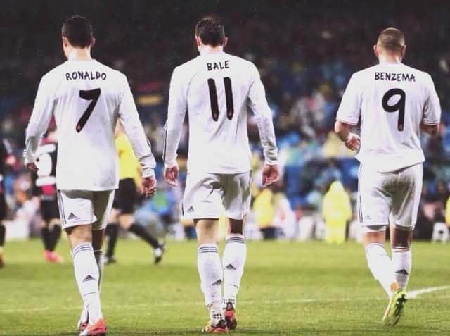 包含阿贾克斯客场大胜皇家马德里的词条 包含阿贾克斯客场大胜皇家马德里的词条