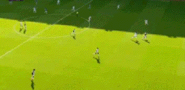 小狐队主场惨遭颠覆，不敌对手攻势