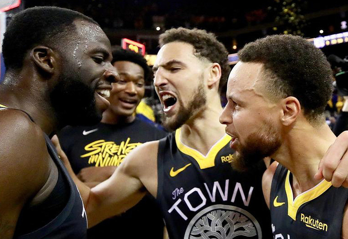 包含危机四伏！女队员在比赛中逆境克服的词条