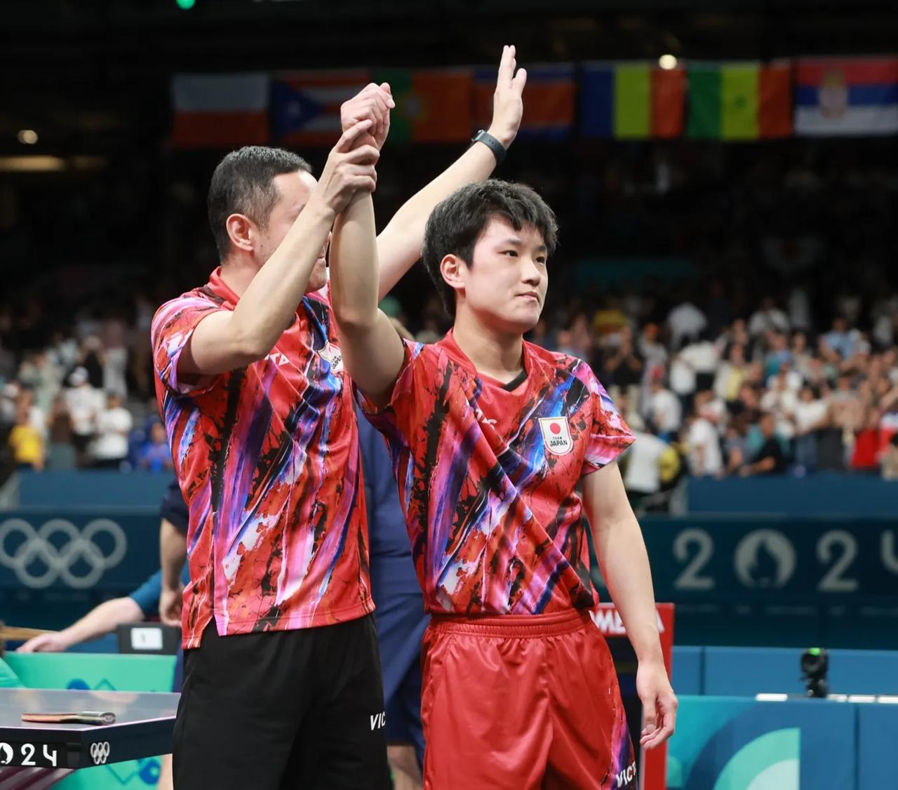 英国乒乓球队翻盘比利时乒乓球队，张本智和关键制胜的简单介绍