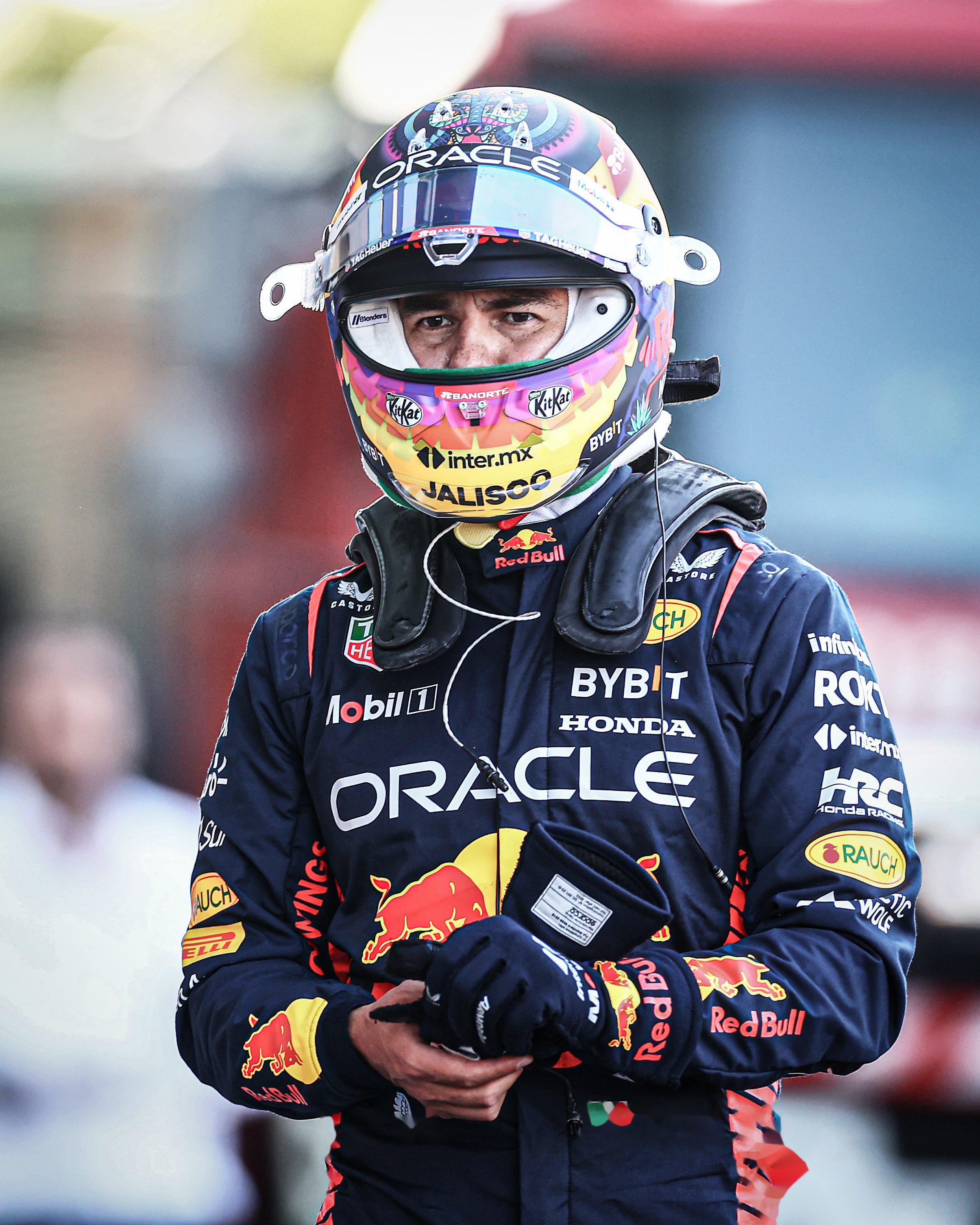 关于索伯车队鏖战红牛车队，佩雷兹带队取胜的信息