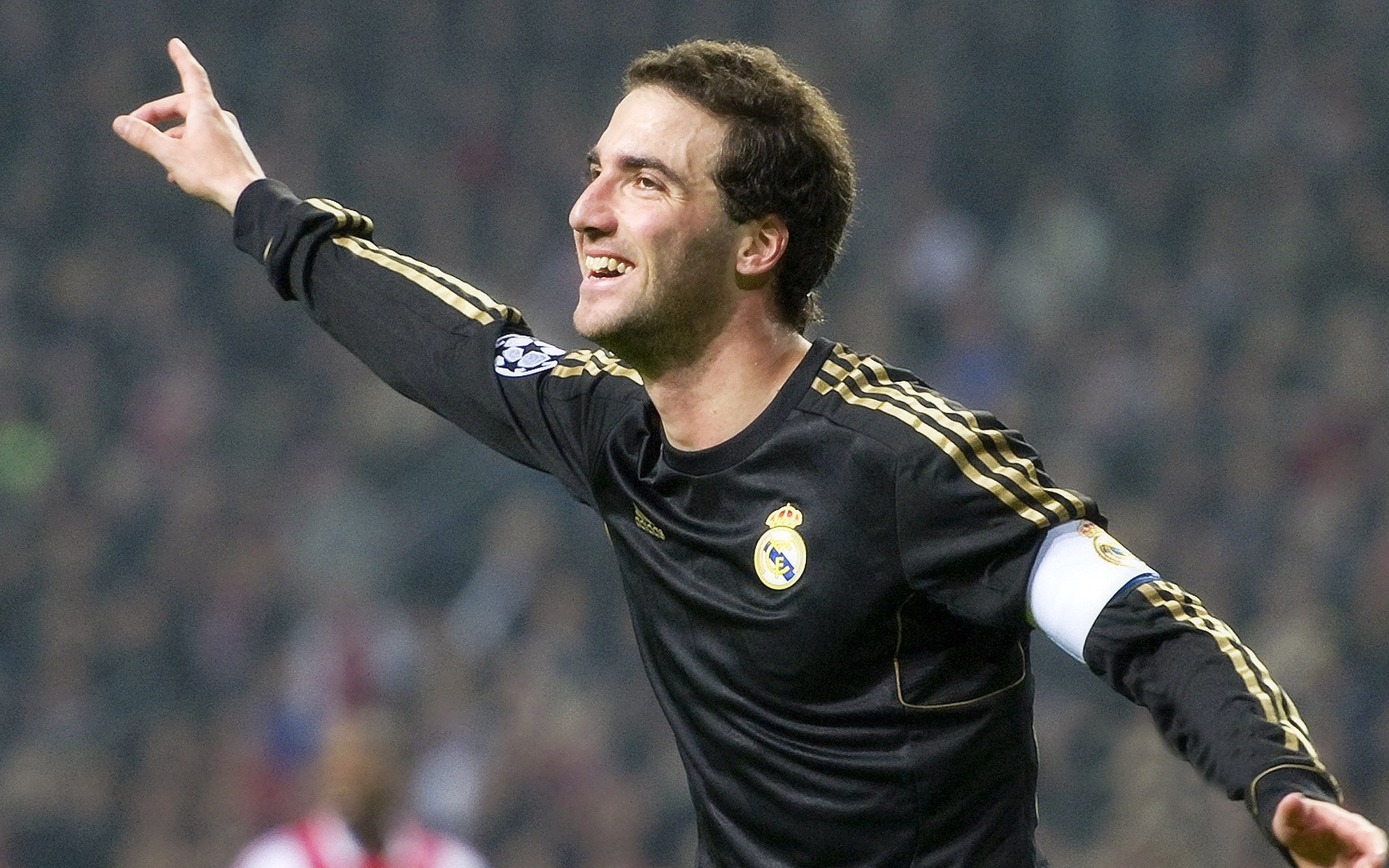 奥运周期关键战罗德里独挑大梁，沙特轻取贝蒂斯展露战术新章