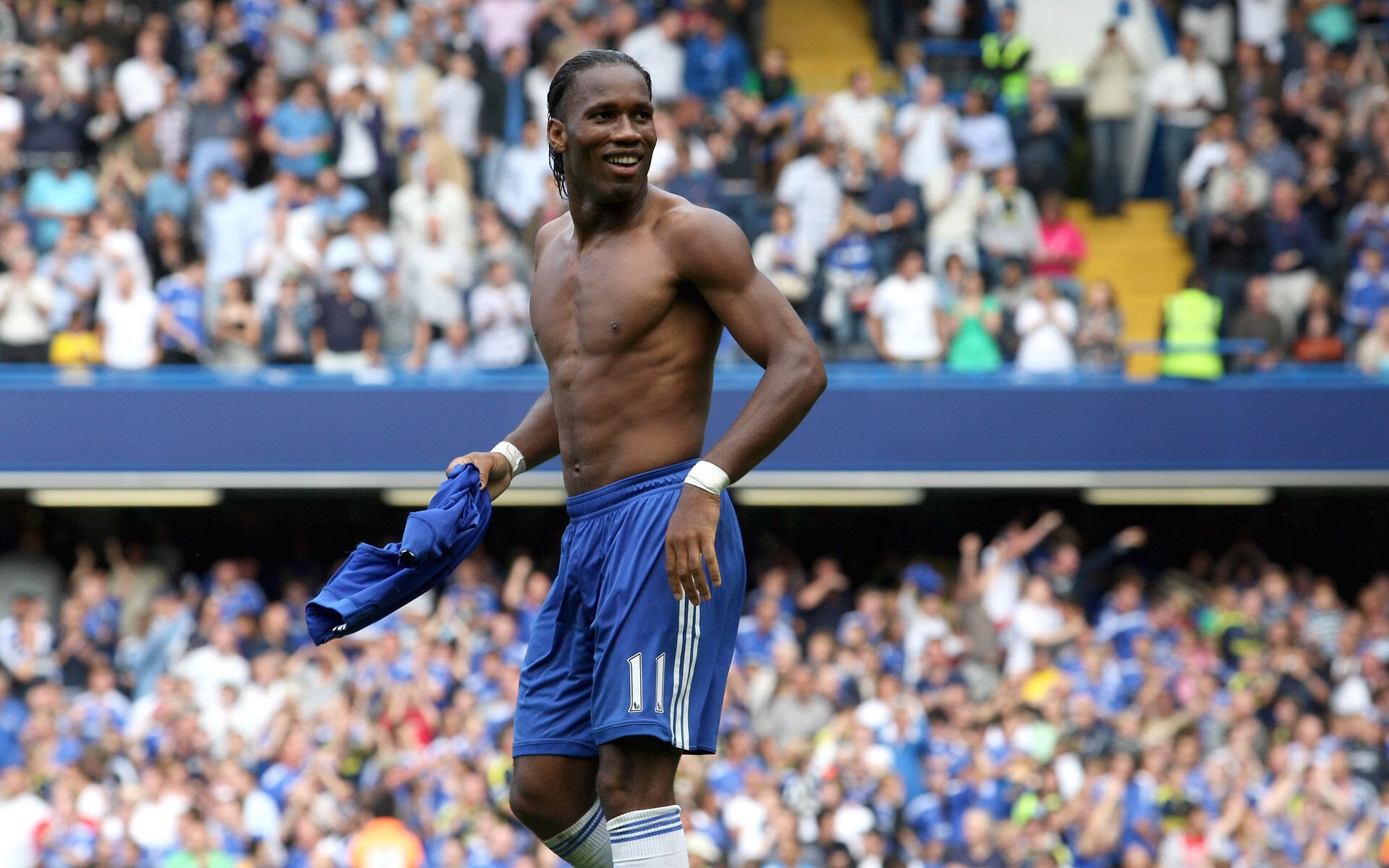 红牛车队翻盘迈凯伦，汉密尔顿惊艳四座